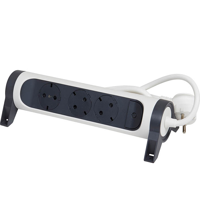 Slika Produžni kabl Legrand 3×2P+E 16A sa prekidačem 1.5 m 694527