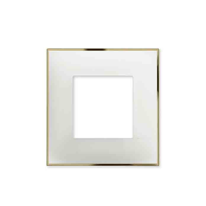 Slika Bticino Classia okvir 2M za doznu 2M zlato/bela mat RAL 9003 (zlatni ram)